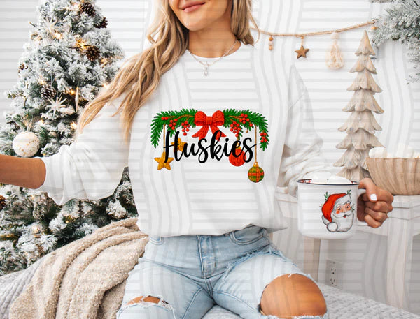 Huskie Christmas Garland Bella + Canvas Long Sleeve Tee White