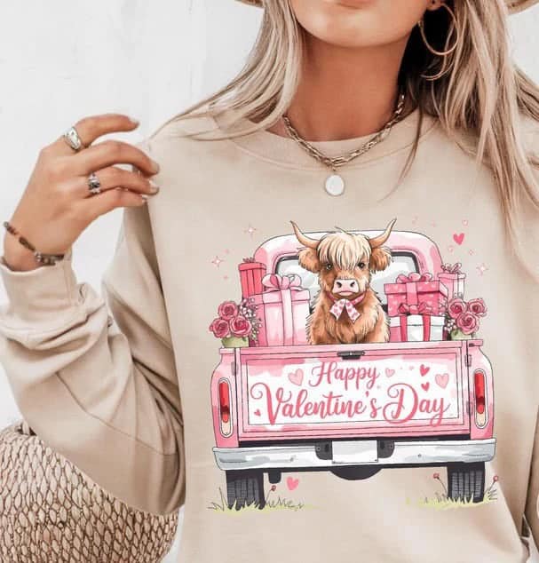 Happy Valentine's Day Cow Truck Gildan Heavy Blend™ 50/50 Fleece Crew Natural