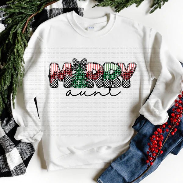 Merry Aunt Gildan Unisex Heavy Blend™ Crewneck Sweatshirt White
