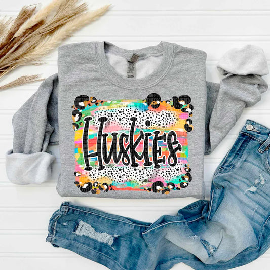 Huskies Multi Pattern Gildan Heavy Blend™ 50/50 Fleece Crew Sport