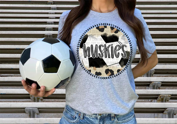 Huskies Leopard Soccer Gildan Softstyle® T-Shirt Sport