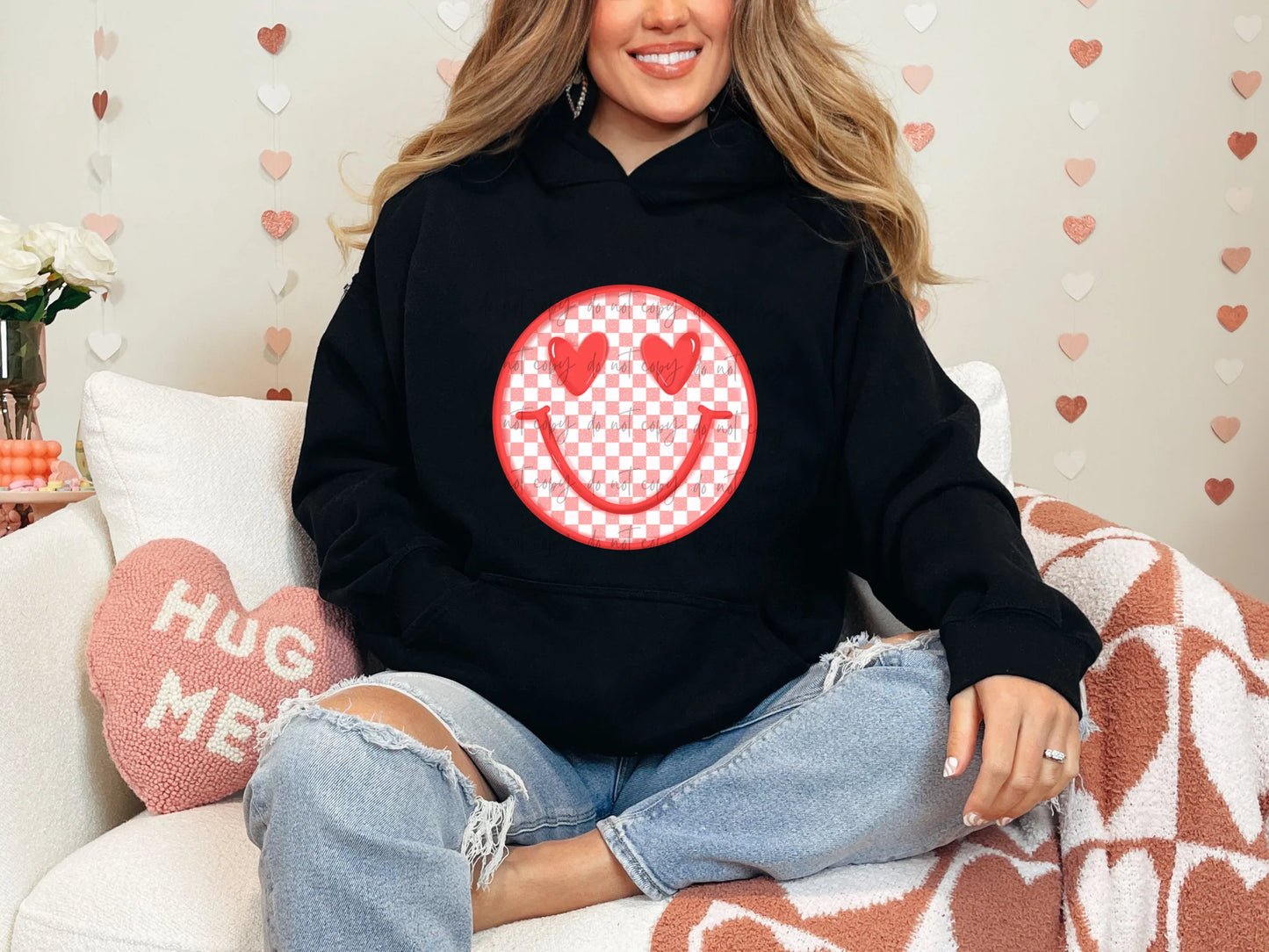 Checkered Heart Eyes Happy Face Gildan Adult Heavy Blend™ 50/50 Hooded Sweatshirt Black