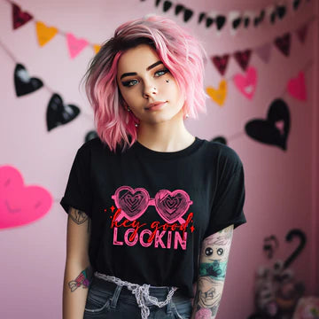 Hey Good Lookin Pink Heart Gildan Softstyle® T-Shirt Black
