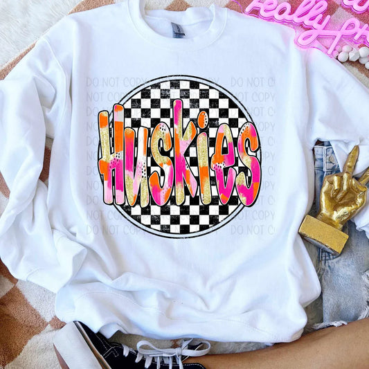 Huskies Checkered Circle Logo Gildan Heavy Blend™ 50/50 Fleece Crew White