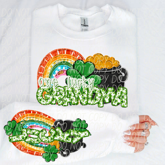 One Lucky Grandma With Sleeve Gildan Unisex Heavy Blend™ Crewneck Sweatshirt White