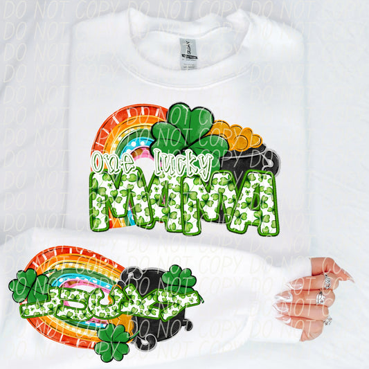 One Lucky Mama With Sleeve Gildan Unisex Heavy Blend™ Crewneck Sweatshirt White