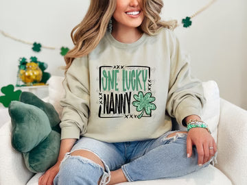 One Lucky Nanny Leopard Gildan Unisex Heavy Blend™ Crewneck Sweatshirt Sand